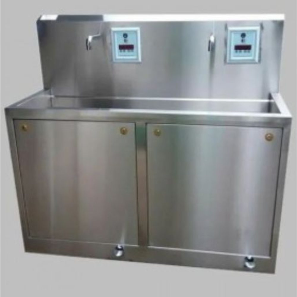 LEW-143 Scrub Station